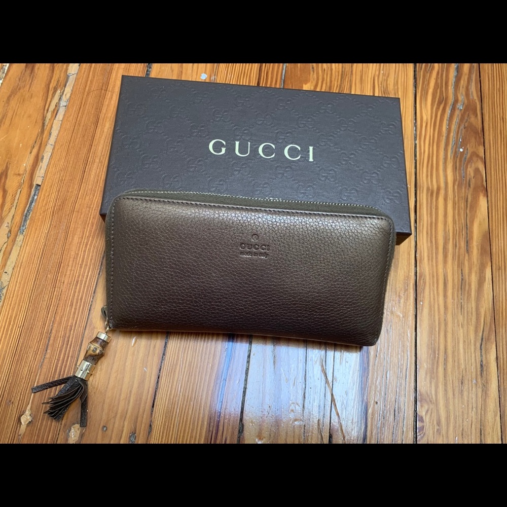 Gucci iridescent brown wallet